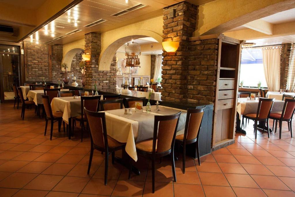 Pp- Hotel Grefrather Hof Bagian luar foto