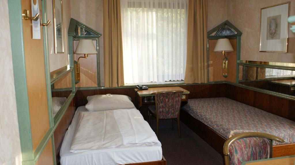 Pp- Hotel Grefrather Hof Ruang foto